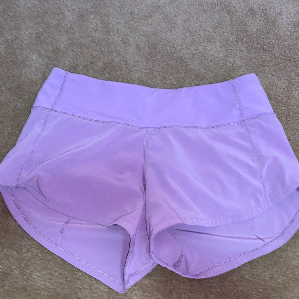 Lululemon Size 2 2.5” Purple Speed Ups